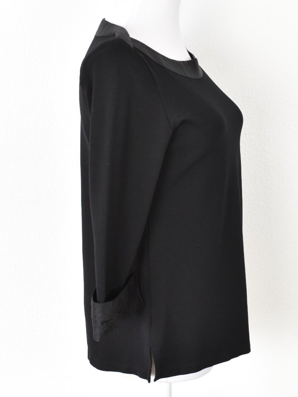 Chanel Logo Property Uniform Top Black - S - Picture 5 of 14